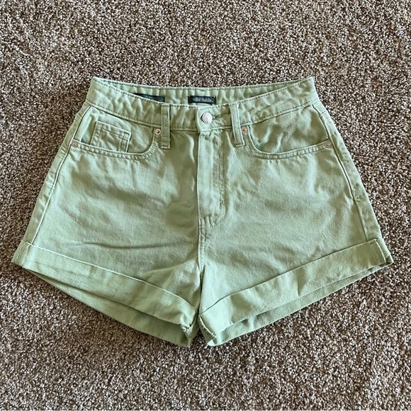 🚨Wild Fable Green Checker Highest Rise Mom Shorts Womens 2 Cuffed Skater Grunge - Picture 3 of 14